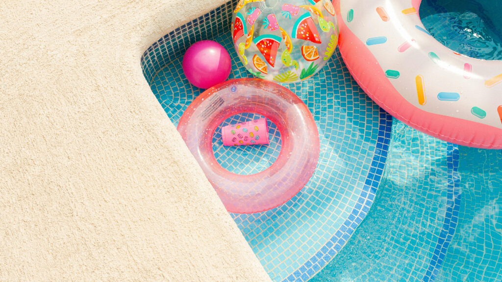 ¿Influye el cloro de la piscina en nuestra sonrisa?